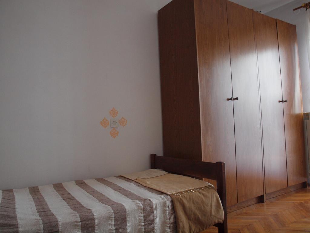 Apartments Zufic Stinjan Exterior photo